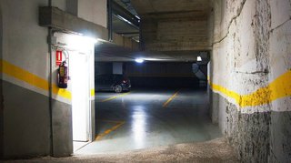 Garaje en alquiler en Vila de Gràcia en Barcelona