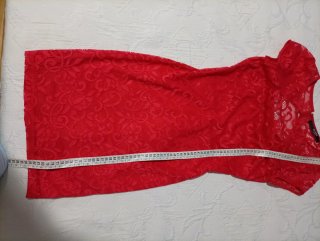 Vestido de encaje rojo