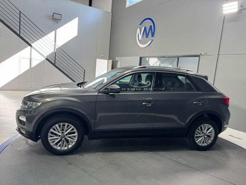 Volkswagen T-Roc 2021, foto 6
