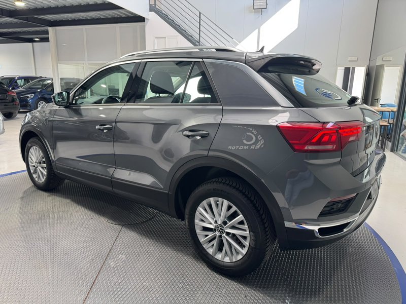 Volkswagen T-Roc 2021, foto 5