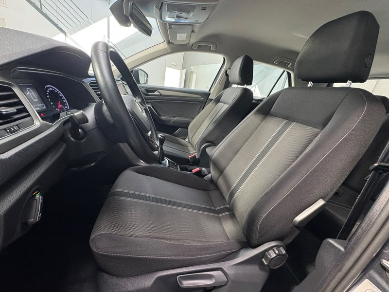 Volkswagen T-Roc 2021, foto 8