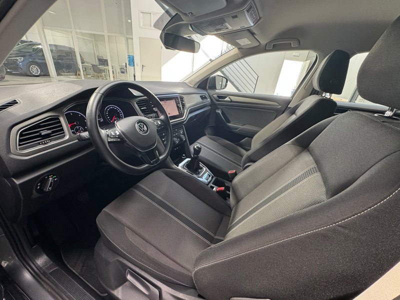 Volkswagen T-Roc 2021, foto 9
