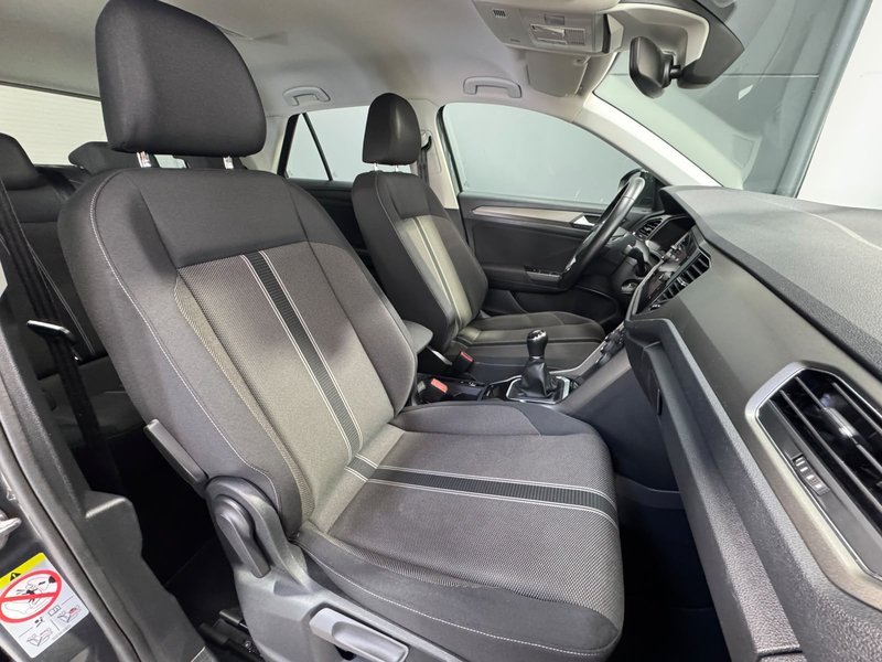 Volkswagen T-Roc 2021, foto 10