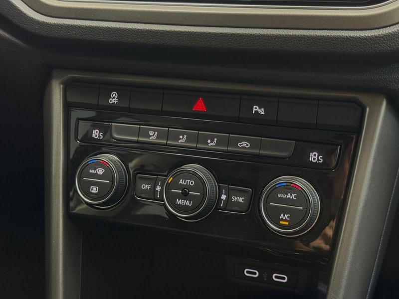 Volkswagen T-Roc 2021, foto 15
