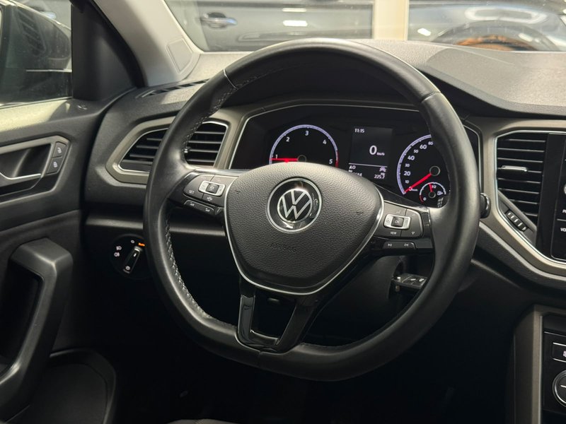 Volkswagen T-Roc 2021, foto 16