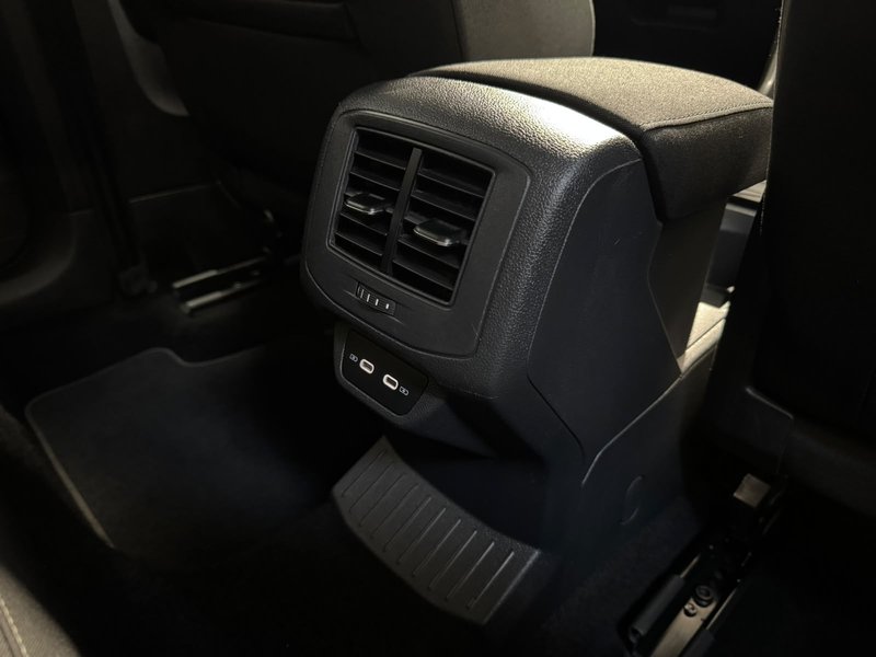 Volkswagen T-Roc 2021, foto 18