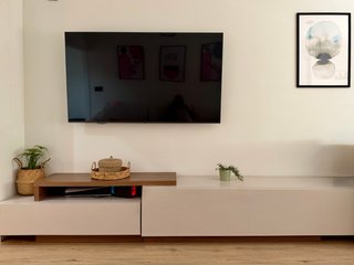Conjunto 4 muebles salón-comedor nogal