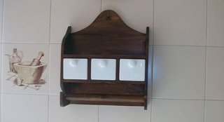 Especiero de pared rústico de madera