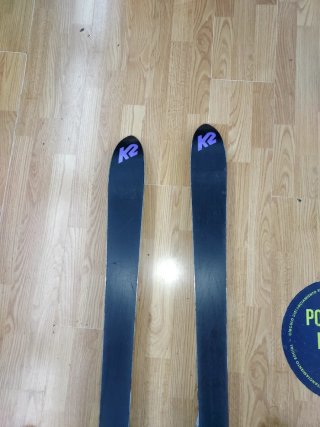 Esquís K2 Flight 170cm con Bastones