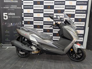SYM JOYMAX Z+ 300 (0 km) — 6 AÑOS DE GARANTÍA