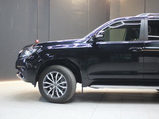 Toyota Land Cruiser 150 2021