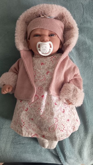 Muñeca Bebé con Conjunto de Punto