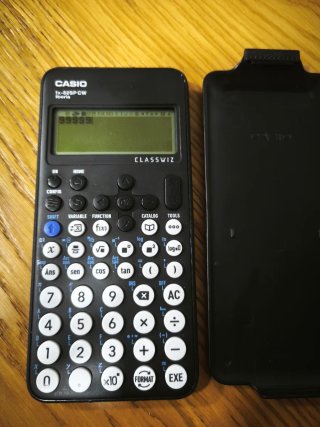 Calculadora Casio FX-82 SP CW