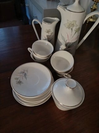 Juego de café vintage flores mediados años 70