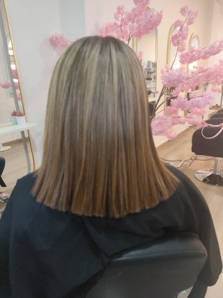 Soy peluquera con 17 años de experiencia