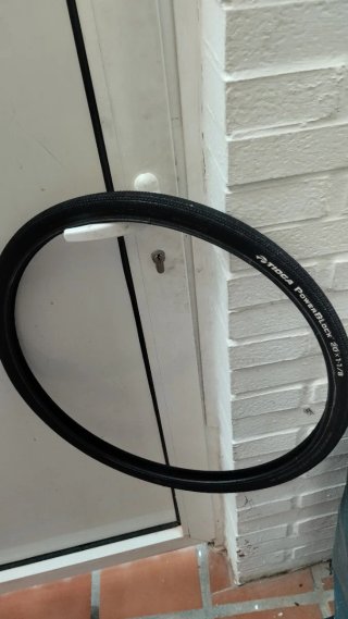 Cubierta Tioga PowerBlock 20x1-1/8 BMX Race