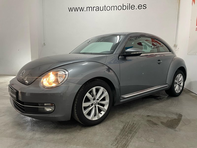 Volkswagen Beetle 1.6 TDI Design 2013, foto 2