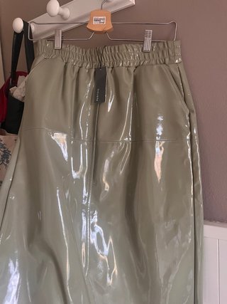 Falda Parfois verde oliva talla M sin estrenar