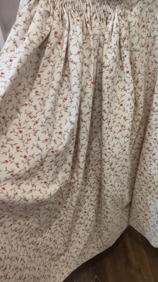Falda huertana beige y roja talla única