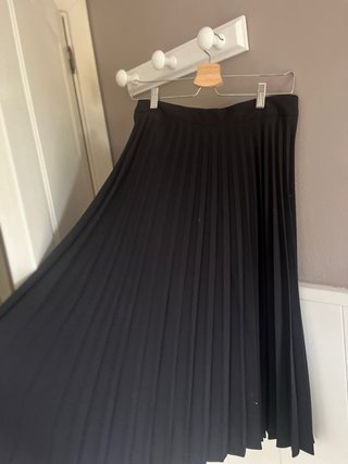 Falda negra vuelo capa pliegues talla única