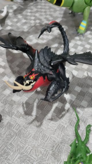 Colección 28 Figuras Cómo Entrenar a tu Dragón