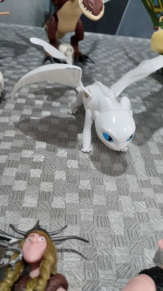 Colección 28 Figuras Cómo Entrenar a tu Dragón