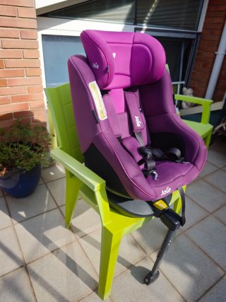 Silla coche bebé Joie púrpura