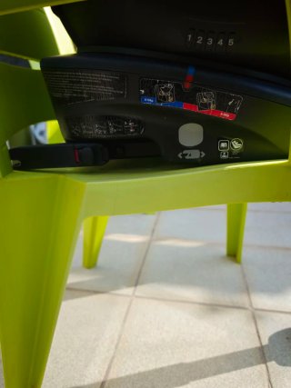 Silla coche bebé Joie púrpura