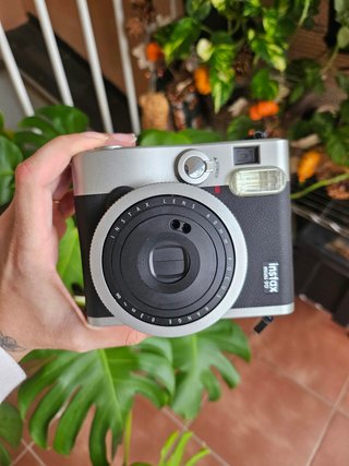 Cámara Fujifilm Instax Mini 90 Neo Classic