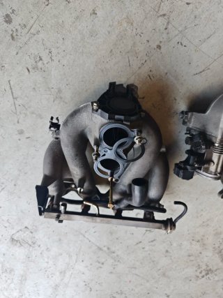 Colector de admisión BMW 318is M44B19