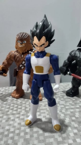 Set de 8 Figuras de Acción 28cm