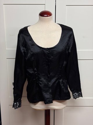 Camisa Baturra Negra con Encaje