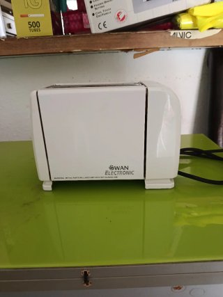Tostadora Swan Electronic Blanca