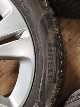 Set de 4 Llantas Mercedes con Neumáticos
