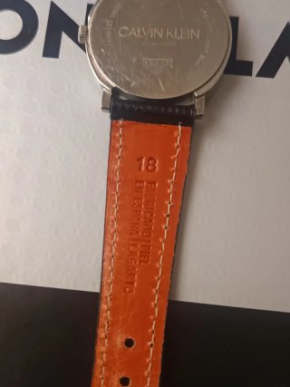 Reloj Calvin Klein Esfera Blanca Correa Negra