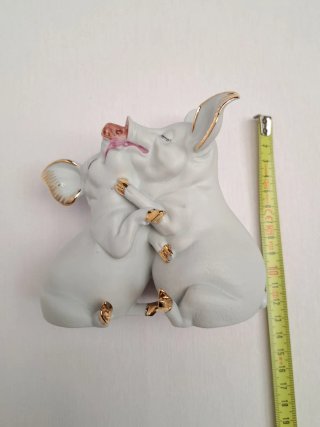 Figurita Porcelana VP