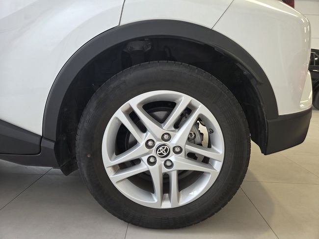 Toyota C-HR 1.8 125H Active 2022, foto 4