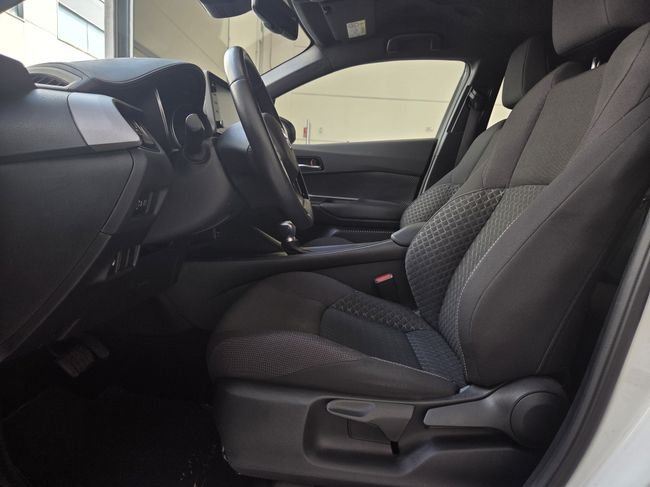 Toyota C-HR 1.8 125H Active 2022, foto 5