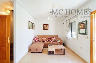 Casa adosada en alquiler en La Siesta - El Salado - Torreta en Torrevieja