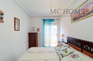 Casa adosada en alquiler en La Siesta - El Salado - Torreta en Torrevieja