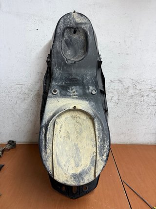 Baúl Asiento Yamaha Xmax 125 (2015)