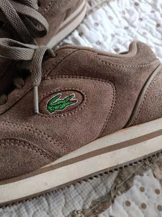 Deportivos Lacoste Beige/Marrón