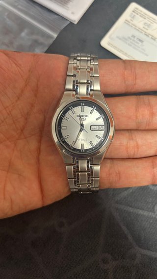 Seiko 5 SNKG19J1 automático 21 rubíes - Nuevo