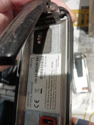 Lote de 5 Walkie Talkies Kenwood y Catta