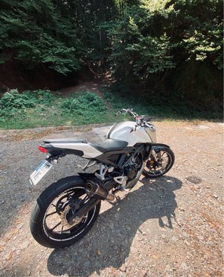 Honda CB125R 2019