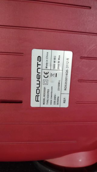 Aspirador Rowenta Compacto Rojo