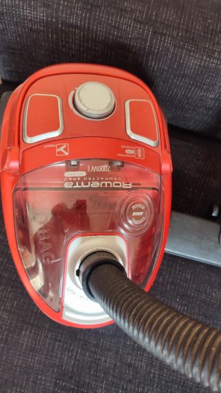 Aspirador Rowenta Compacto Rojo
