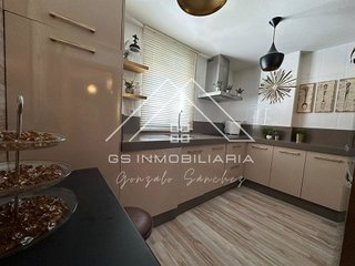 Piso en venta en Hoya del Molino en Lucena