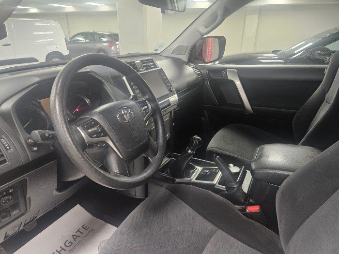 Toyota Land Cruiser 2022, foto 7