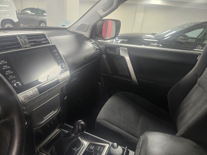 Toyota Land Cruiser 2022, foto 8